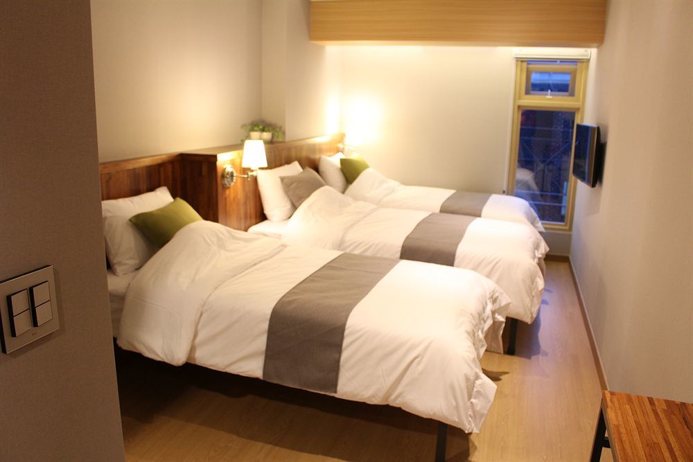 Hotel Cleo Hongdae 2*