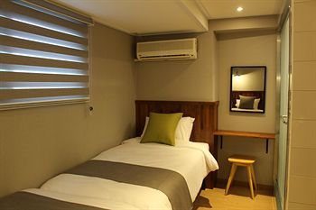 Hotel Cleo Hongdae Seul